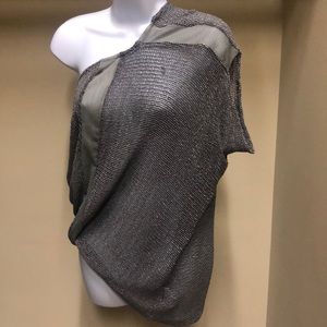 Great off the shoulder top !